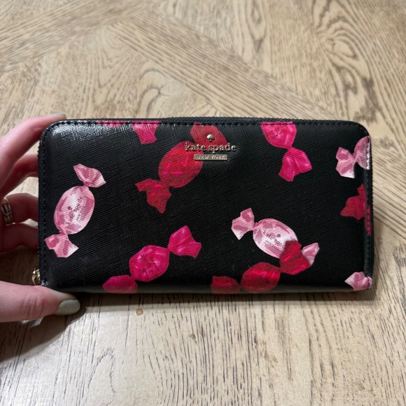 Kate Spade Black Candy Continental Large Zip Around Wallet - Picture 2 of 16